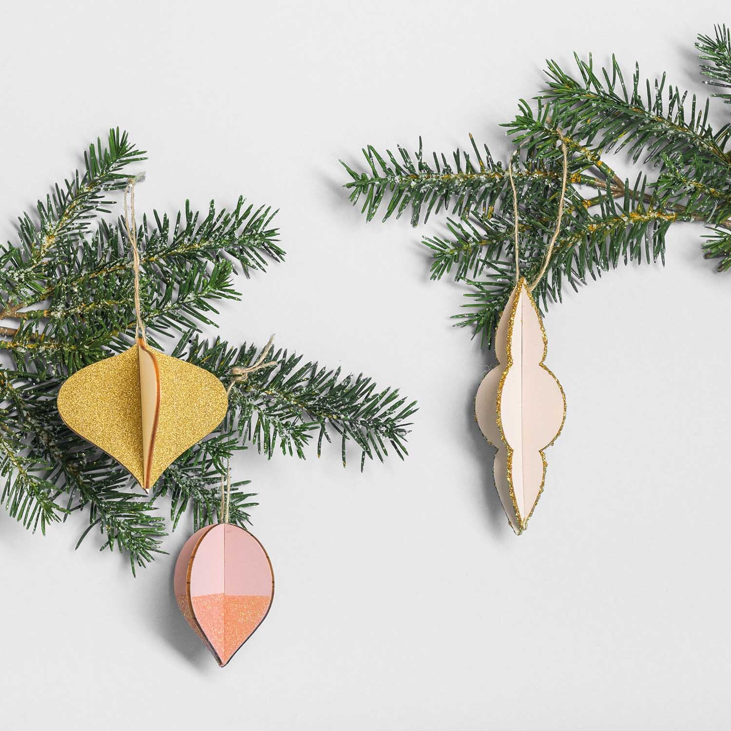 Steckchristbaumkugeln 3 Stück Steckchristbaumkugeln 3 Stück