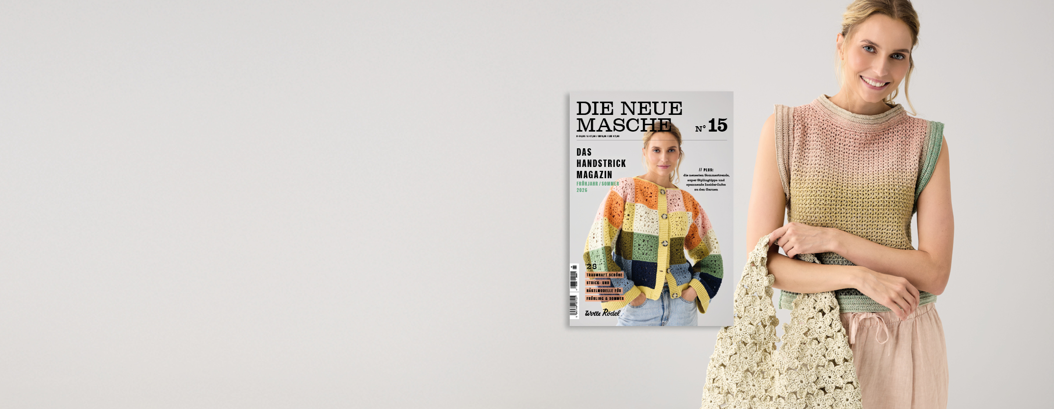 Frau mit buntem Häkeltop und Häkeltasche, daneben Cover Die Neue Masche N° 15