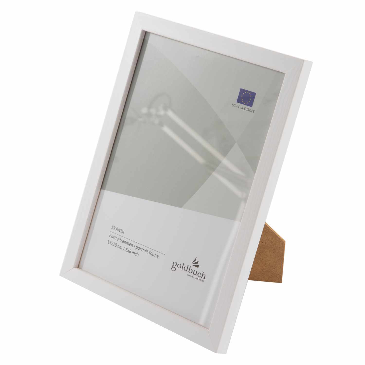 Bilderrahmen aus Holz in Weiß von goldbuch, stehend auf einem Tisch, ideal für Fotos.