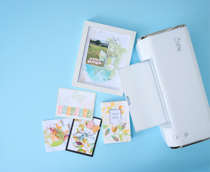 Sizzix Switch weiß mit gestalteten Karten zum Thema Blätter