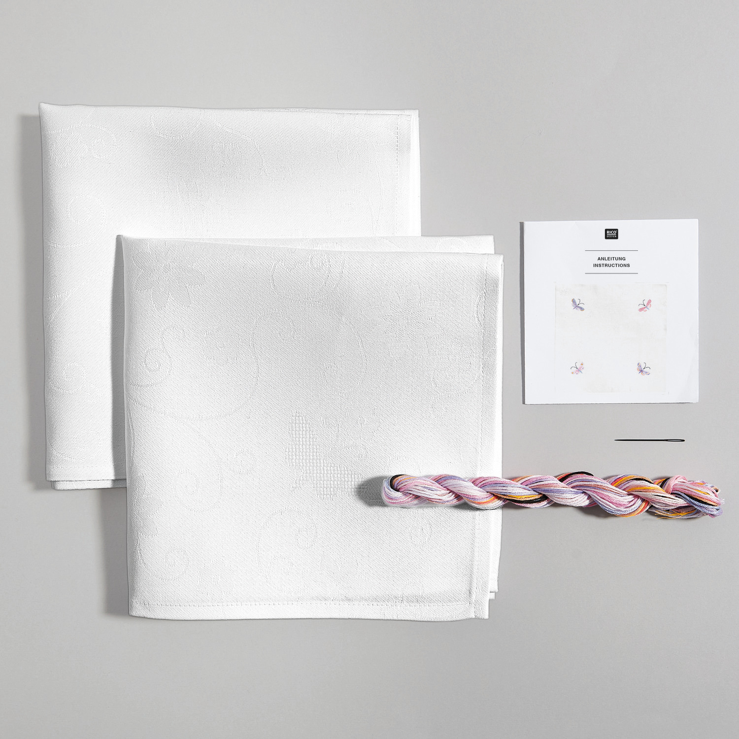 Stickpackung Servietten mit Schmetterlingen Stickpackung Servietten mit Schmetterlingen