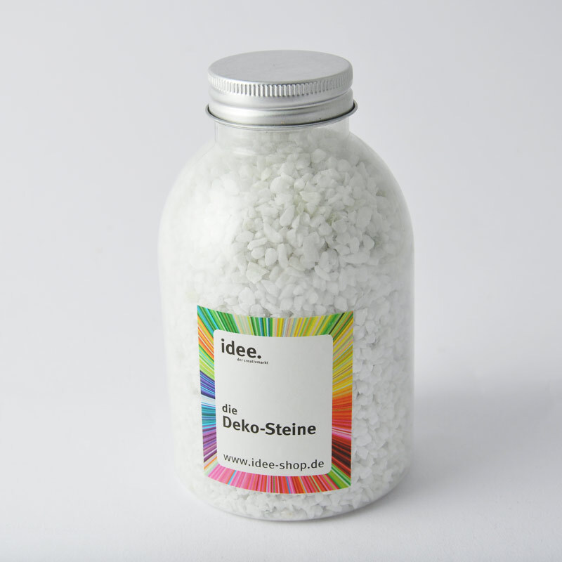 Dekosteine 810g in einem transparenten Glasbehälter mit silbernem Deckel, von idee. Creativmarkt.
