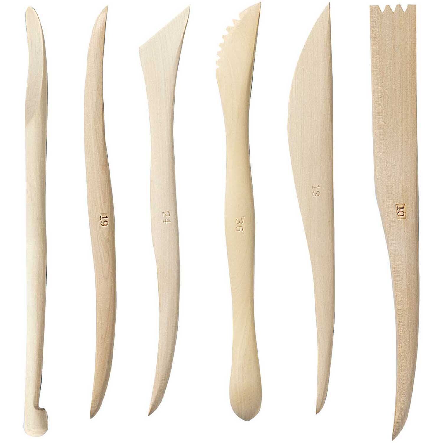 Modellierwerkzeug klein 6-teilig, ideal für kreative Arbeiten. Hergestellt aus hellem Holz.