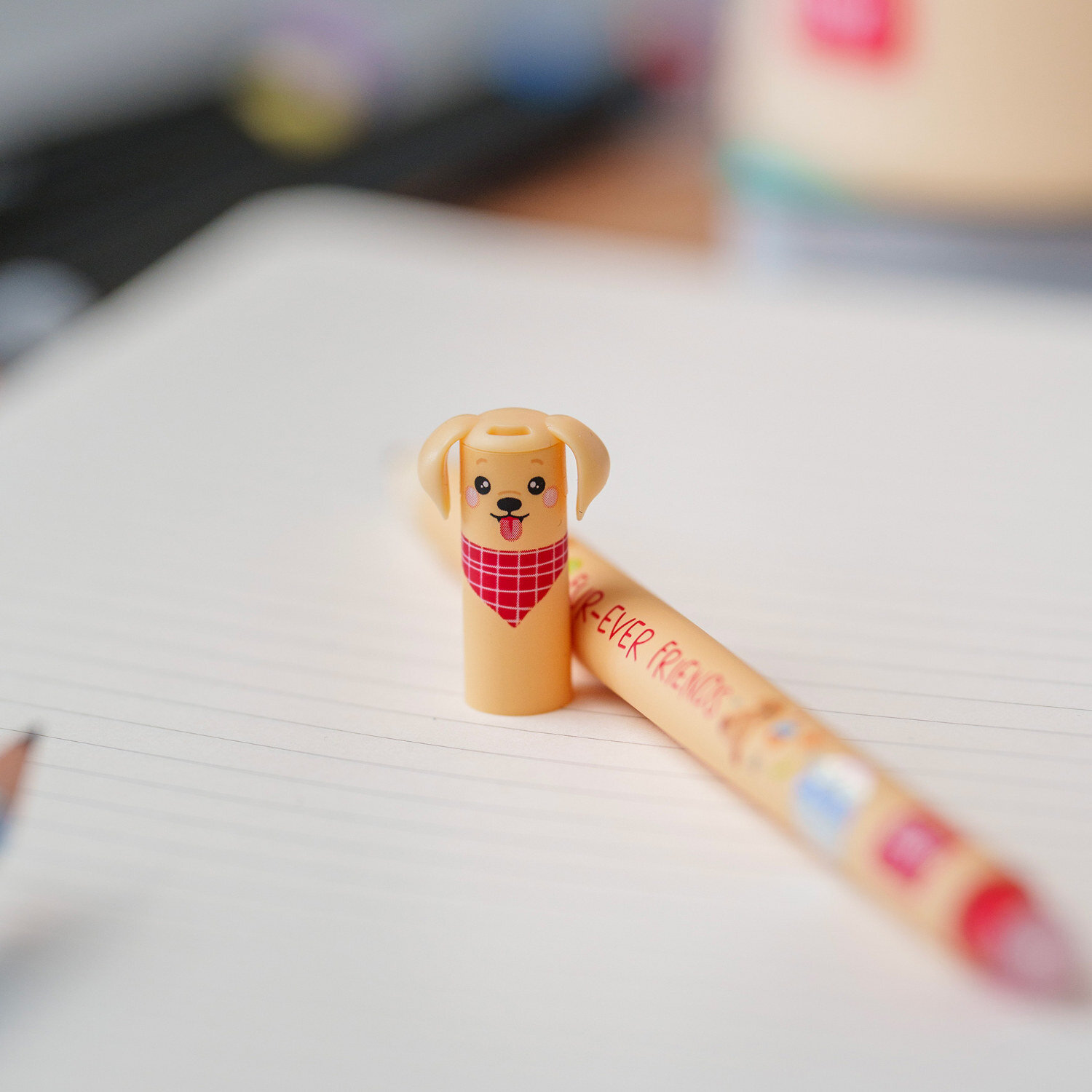 Erasable Gel Pen Set 3 Stück Fur-ever Friends BTS 26, verspielter Gelstift mit Hundekappe auf linierten Notizbuchseiten, ideale süße Schreibwaren für Schule und Büro