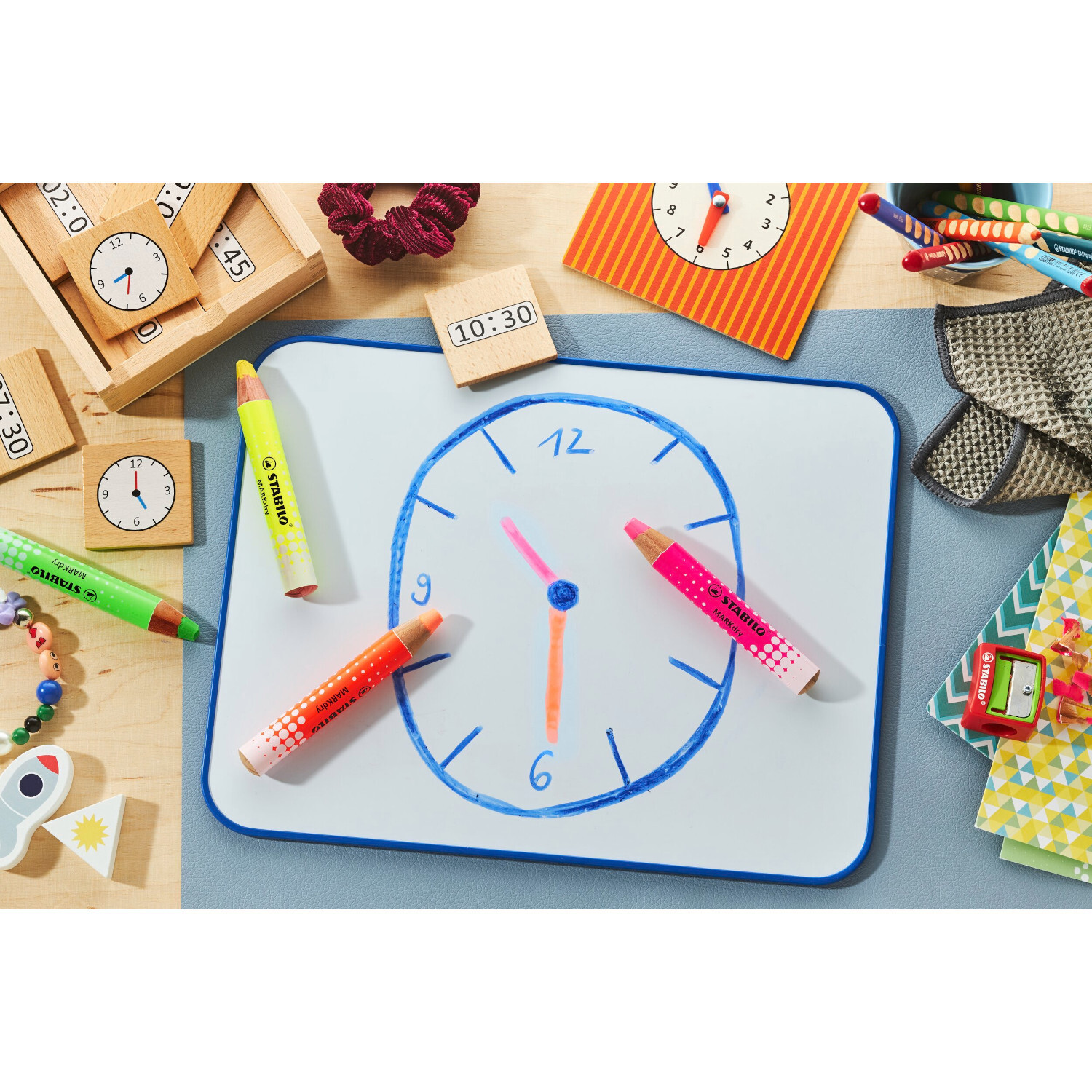 Markdry Neon Set inkl. Spitzer und Tuch von STABILO International 