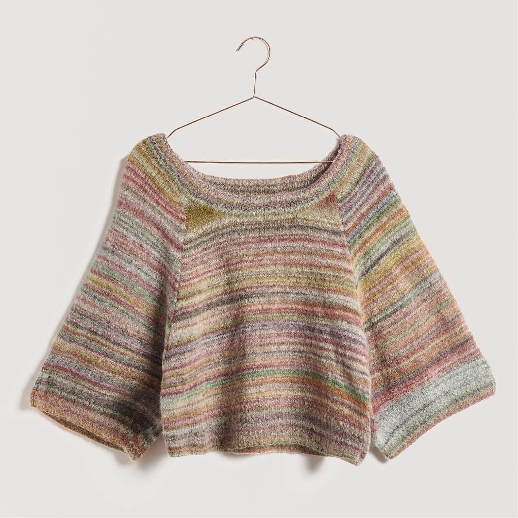 Gestricktes Shirt: Modell 04 aus dem Heft Lovewool No. 23