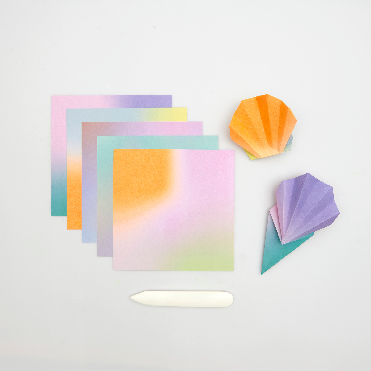 Paper Poetry Origami Blurry Gradient Paper Poetry Origami Blurry Gradient