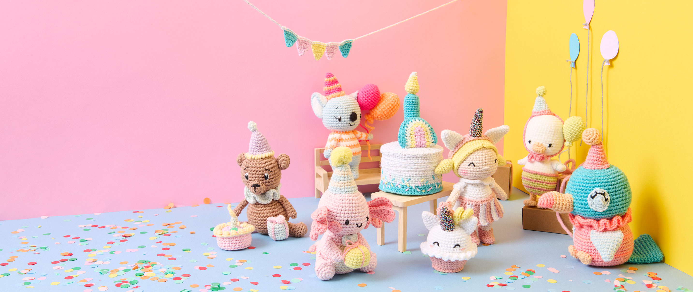 9 Ricorumi Häkelfiguren feiern eine Party