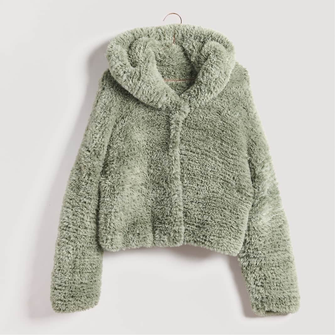 Gestrickter Pullover: Modell 19 aus dem Heft Lovewool No. 23