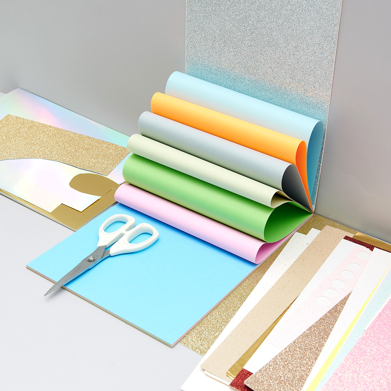 Papier Bastelpapiere_-kartons