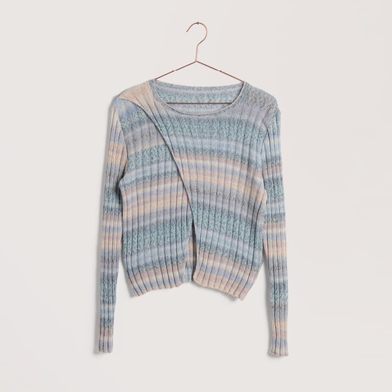 Gestrickter Pullover: Modell 32 aus dem Heft Lovewool No. 22