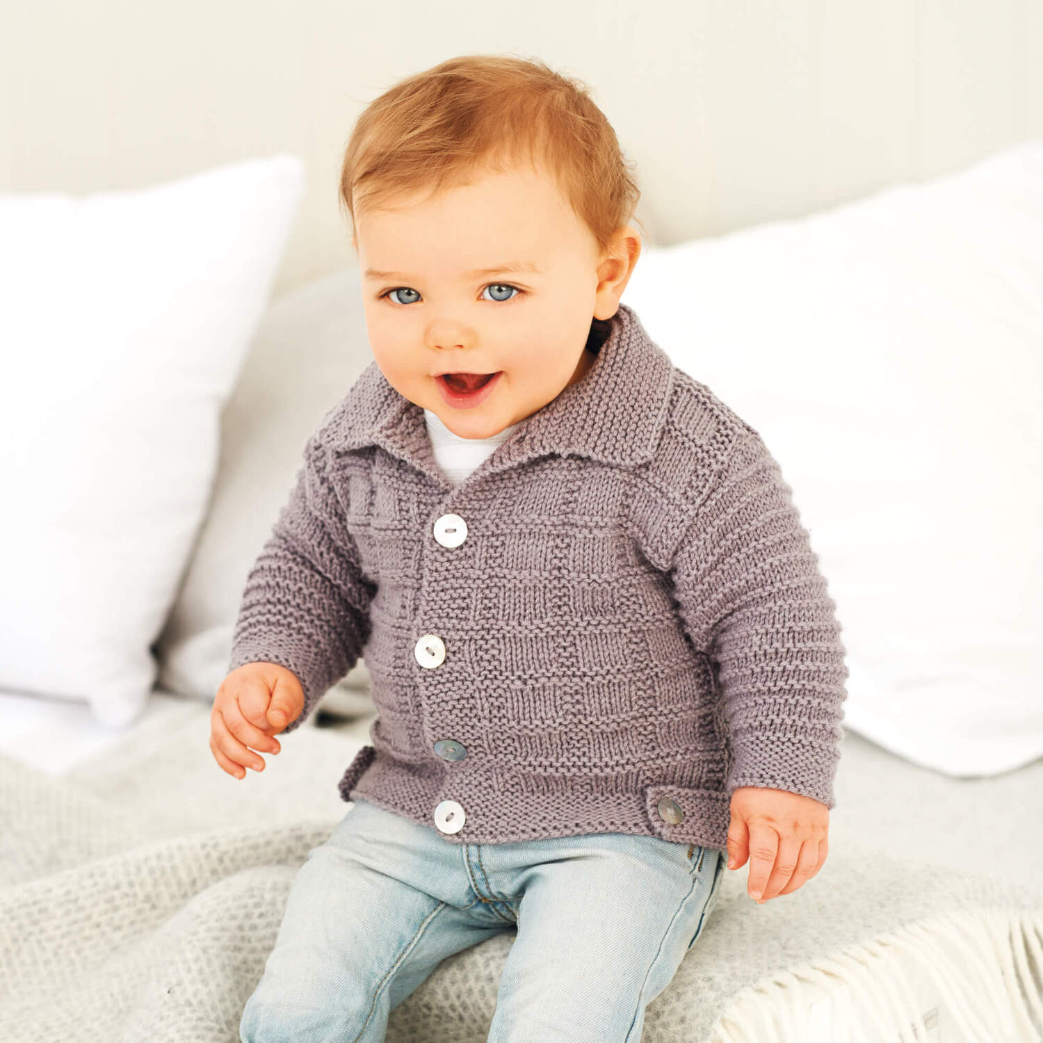 Babyjacke mit Kragen stricken: Gratis Anleitungen kostenlos nutzen
